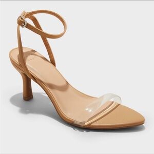 Nude Ankle Strap Heel 6.5 NWT
